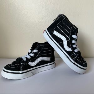 Vans Toddler Kids Sk8-Hi Zip Pull On Shoe Black in size 6